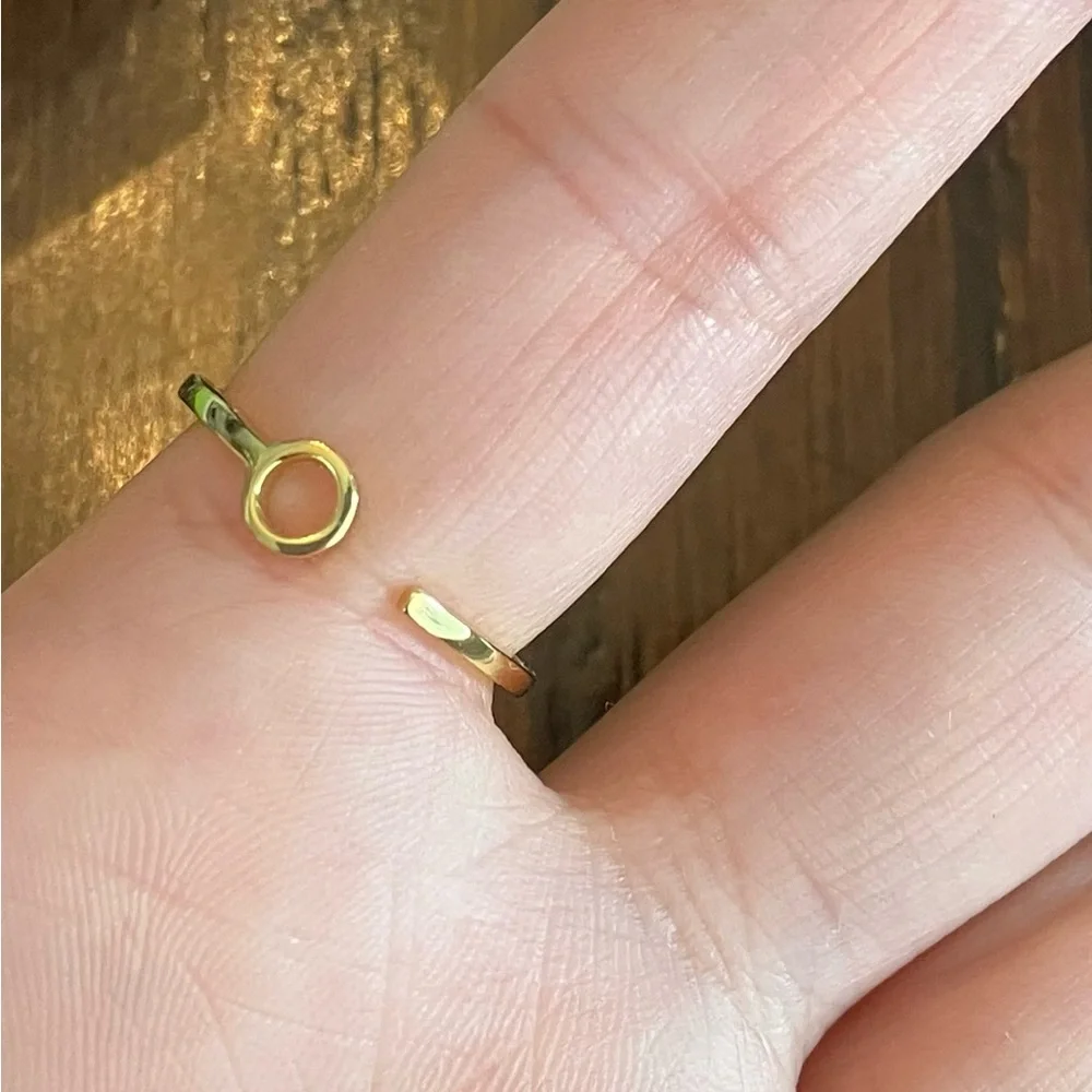 Adjustable Cross Ring - Picture 4 of 4